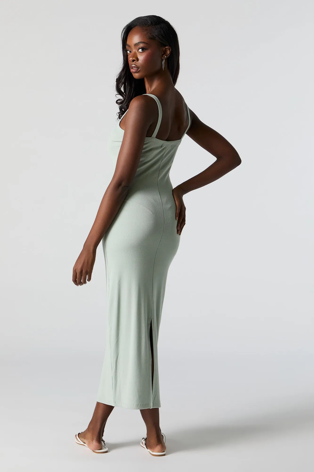 Robe midi moulante côtelée avec fente arrière sold by Urban Planet product image thumbnail 4