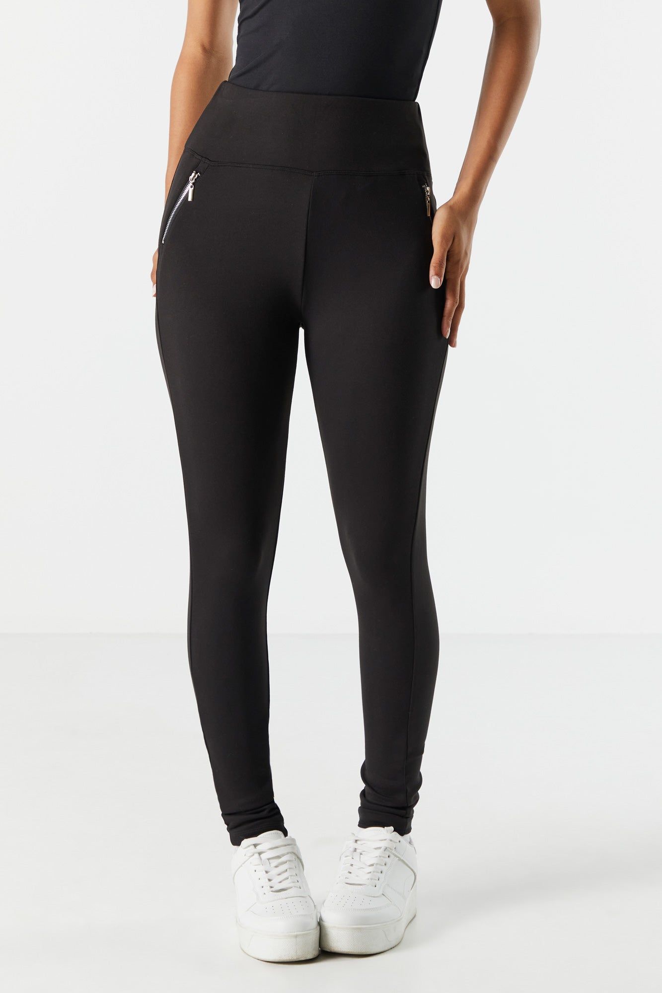 Legging à carreaux avec poches à fermeture à glissière sold by Urban Planet product image thumbnail 2