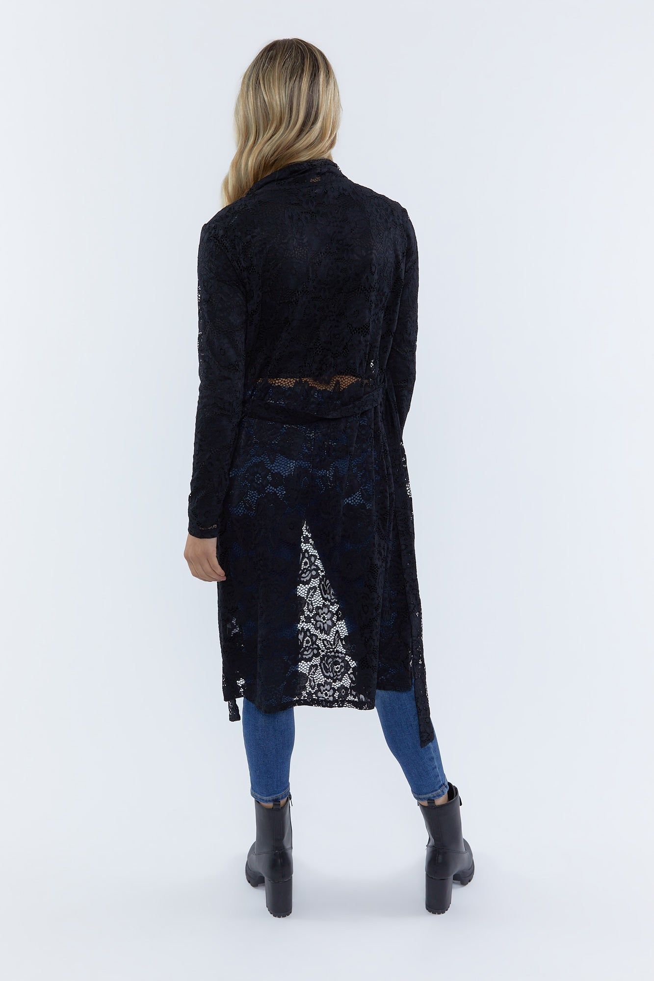 Cardigan fleuri en filet sold by Urban Planet product image thumbnail 5