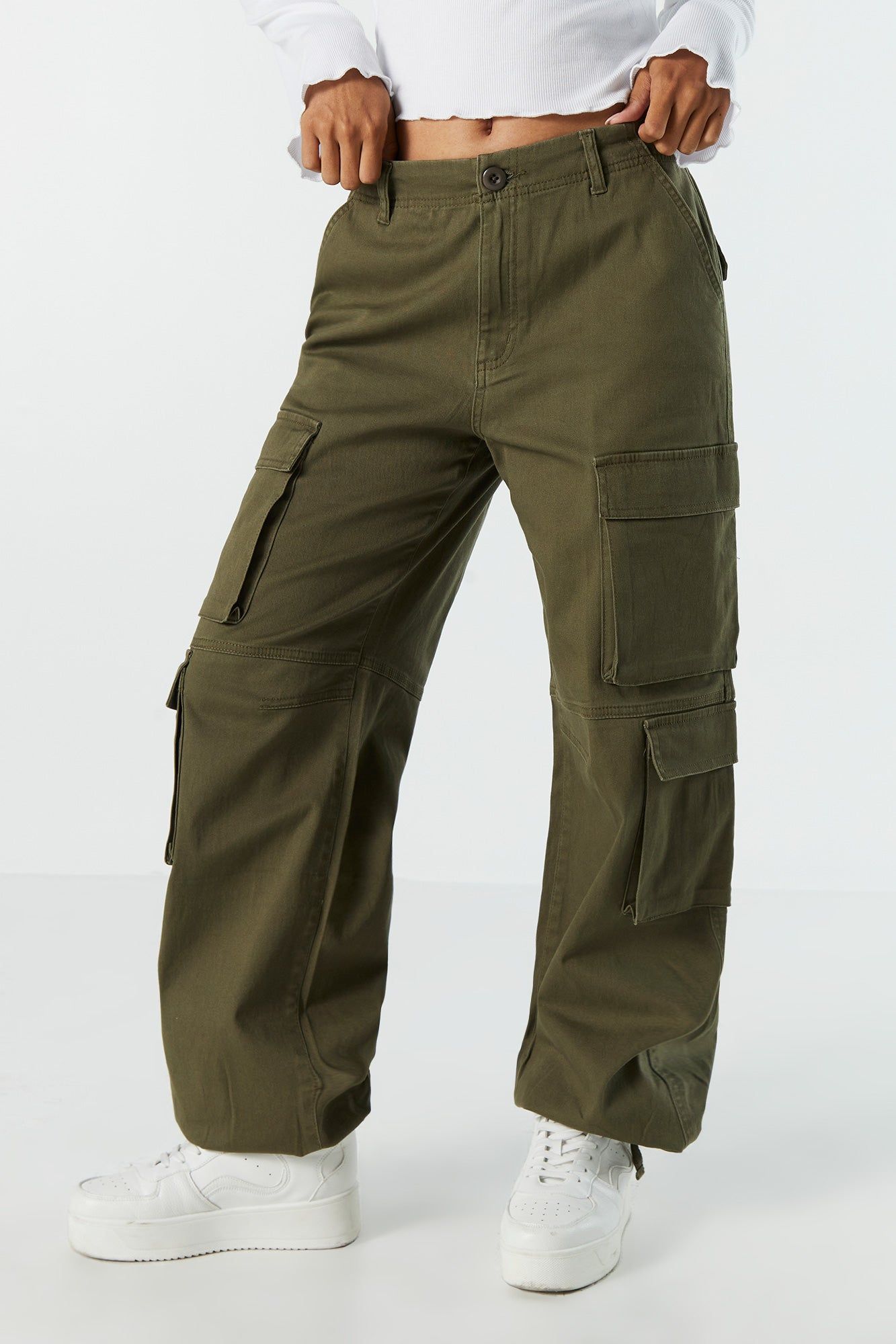 Pantalon cargo parachute avec poches multiples sold by Urban Planet product image thumbnail 5