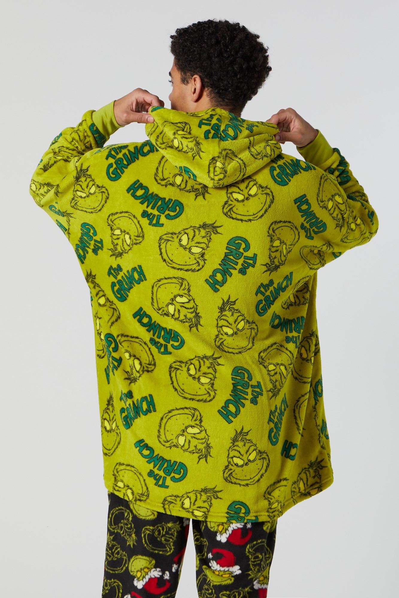 Haut surdimensionné en peluche à imprimé Then Grinch sold by Urban Planet product image thumbnail 2