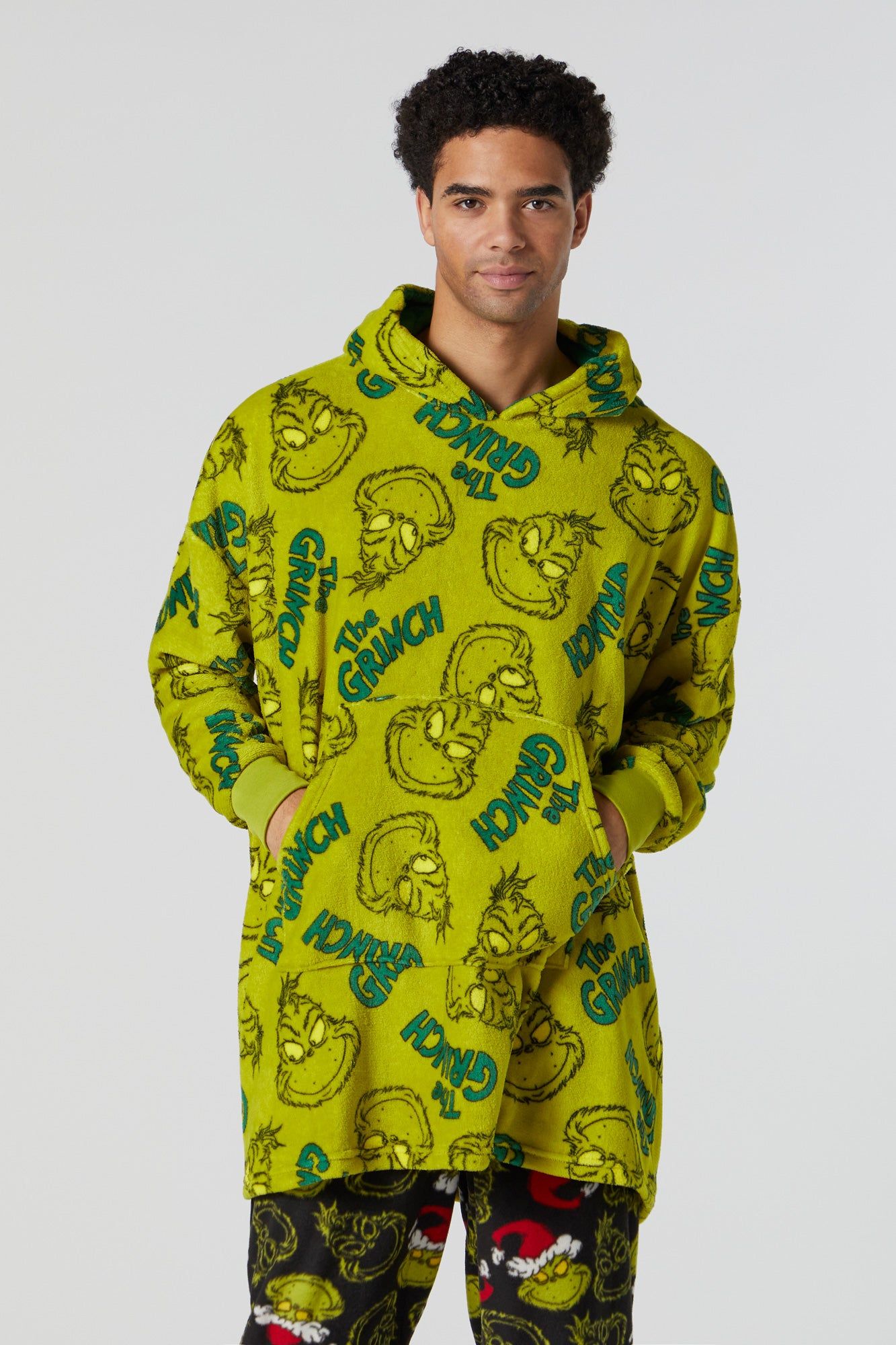 Haut surdimensionné en peluche à imprimé Then Grinch sold by Urban Planet