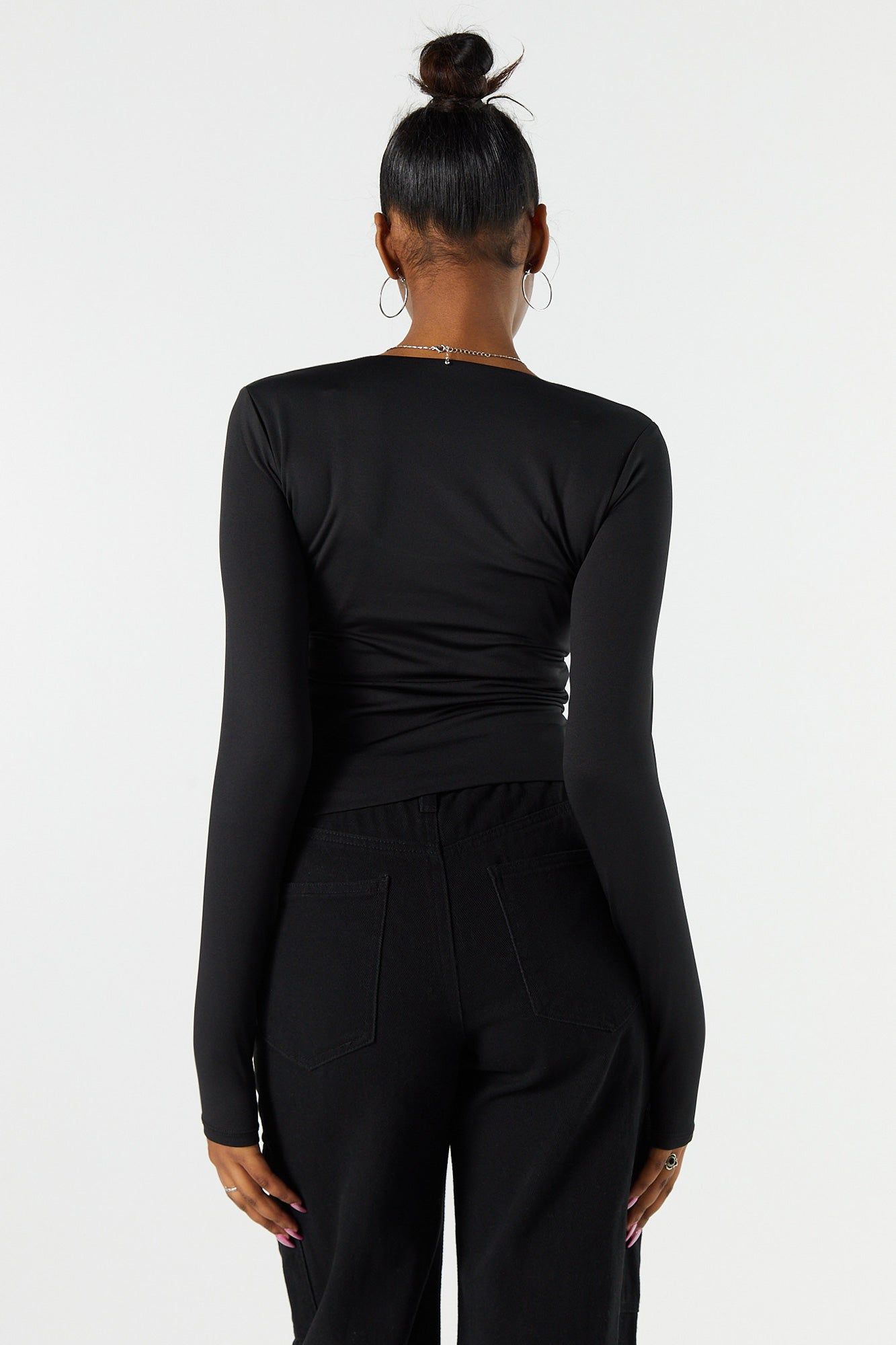 Haut profilé à manches longues avec encolure arrondie uni sold by Urban Planet product image thumbnail 5