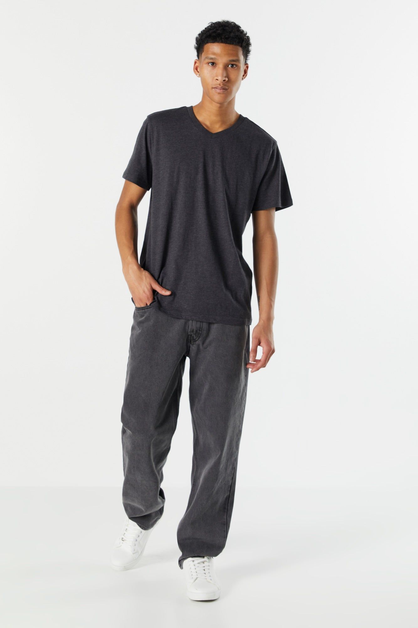 T-shirt basique à encolure en V sold by Urban Planet product image thumbnail 3