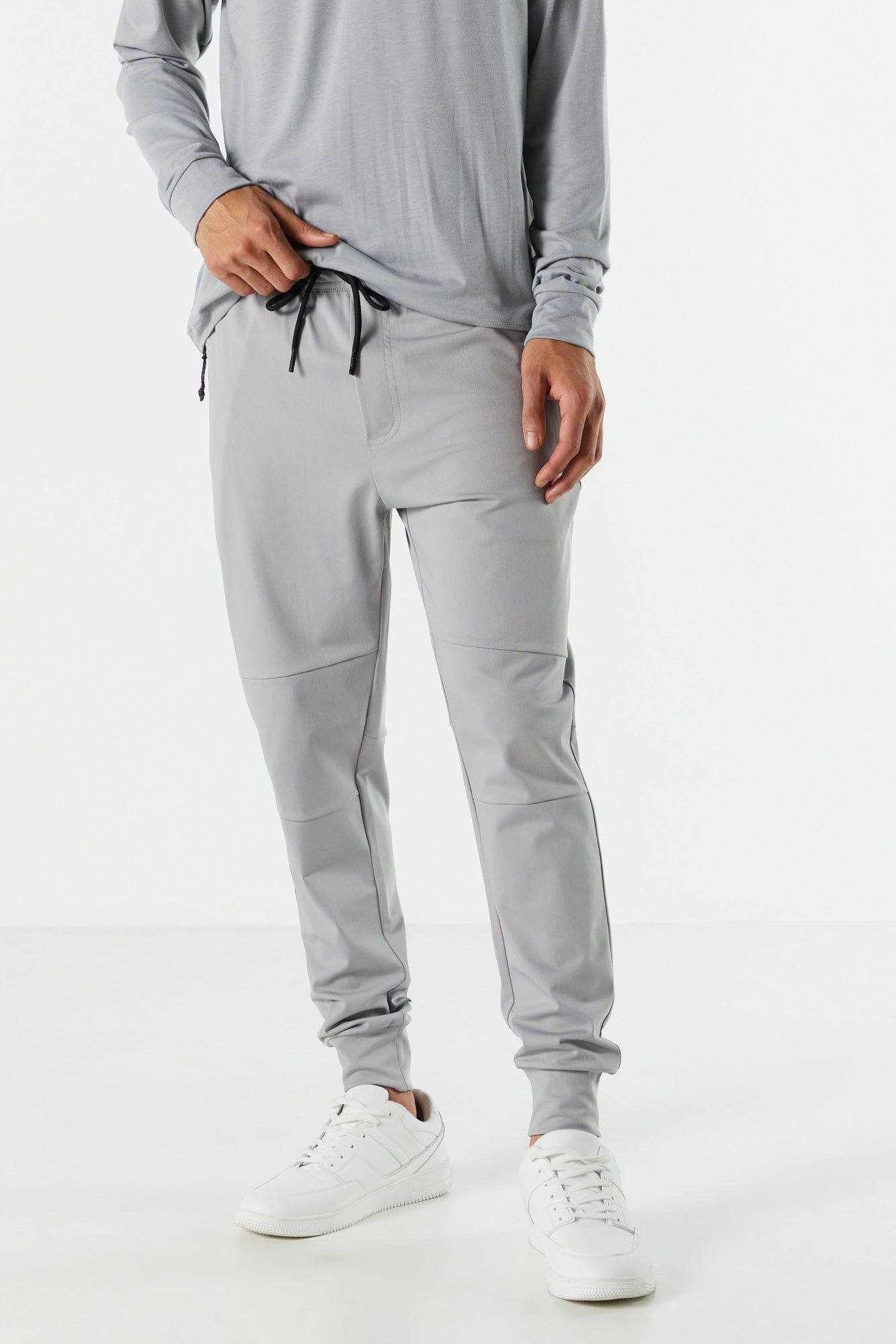 Pantalon de jogging en molleton tech doux sold by Urban Planet product image thumbnail 2