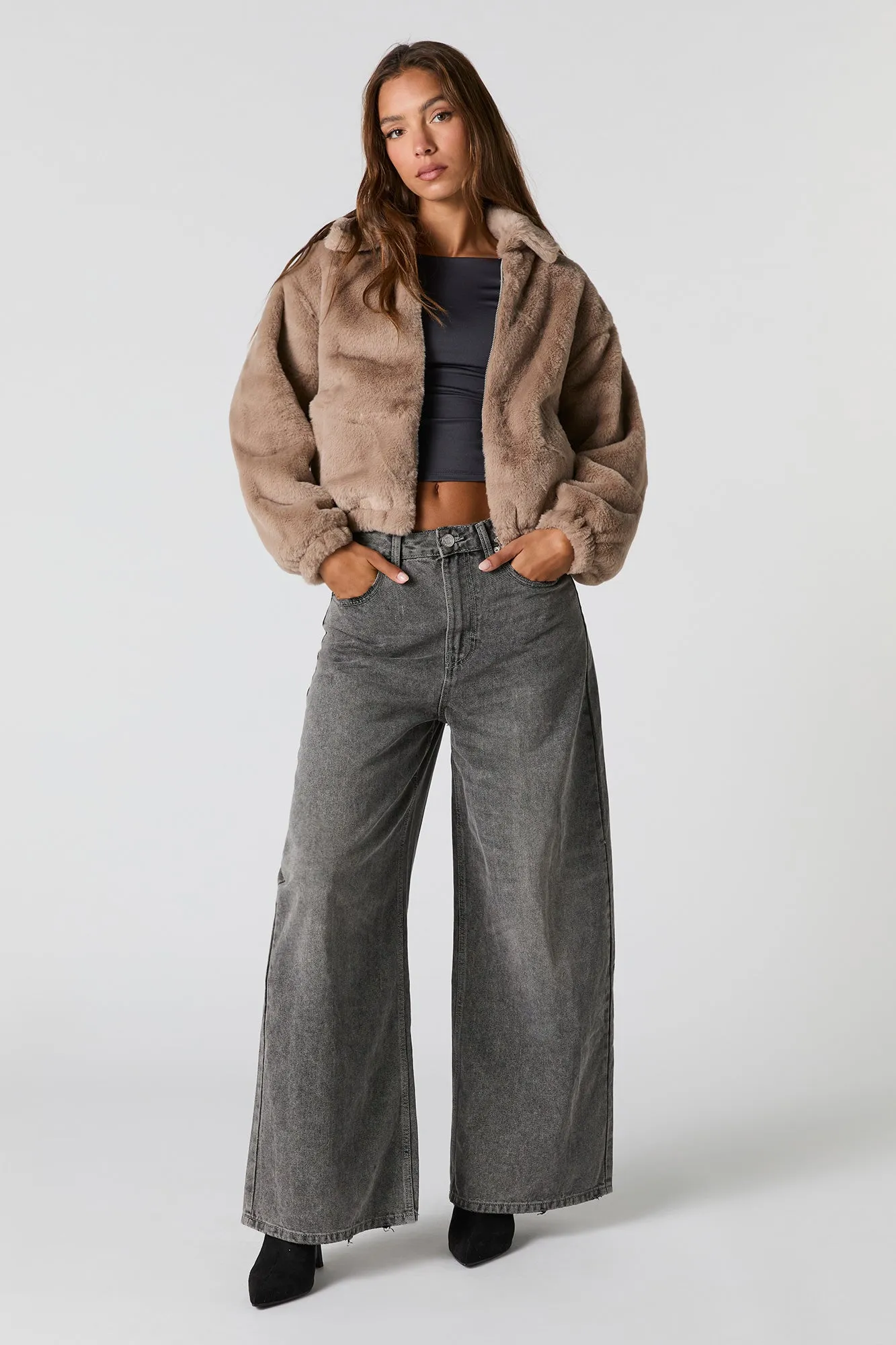 Blouson aviateur en peluche avec col sold by Urban Planet product image thumbnail 3