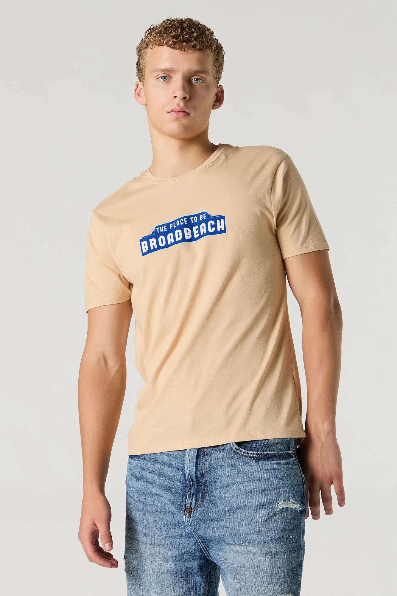 T-shirt à imprimé Broad Beach sold by Urban Planet