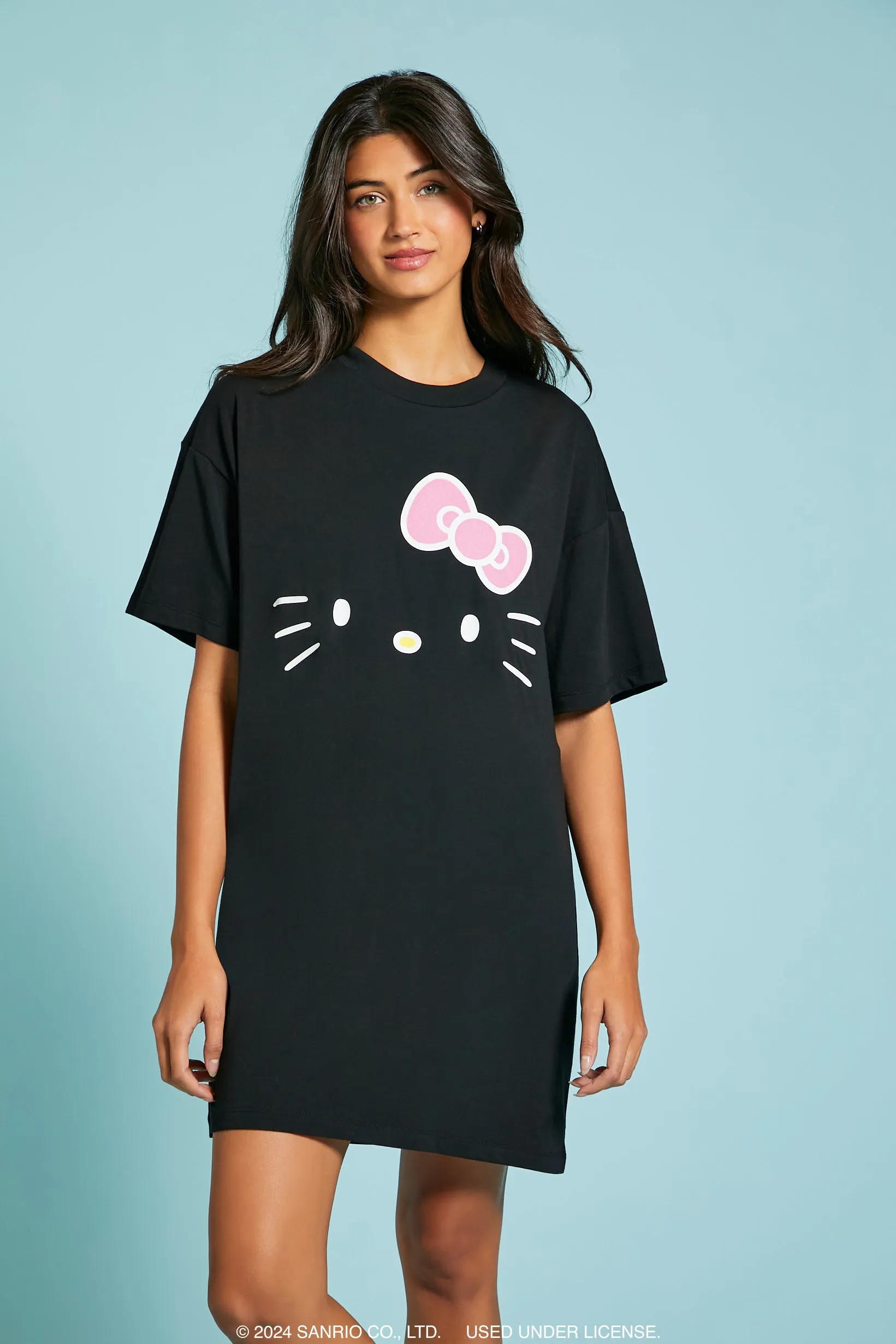 Robe de nuit à imprimé Hello Kitty sold by Urban Planet