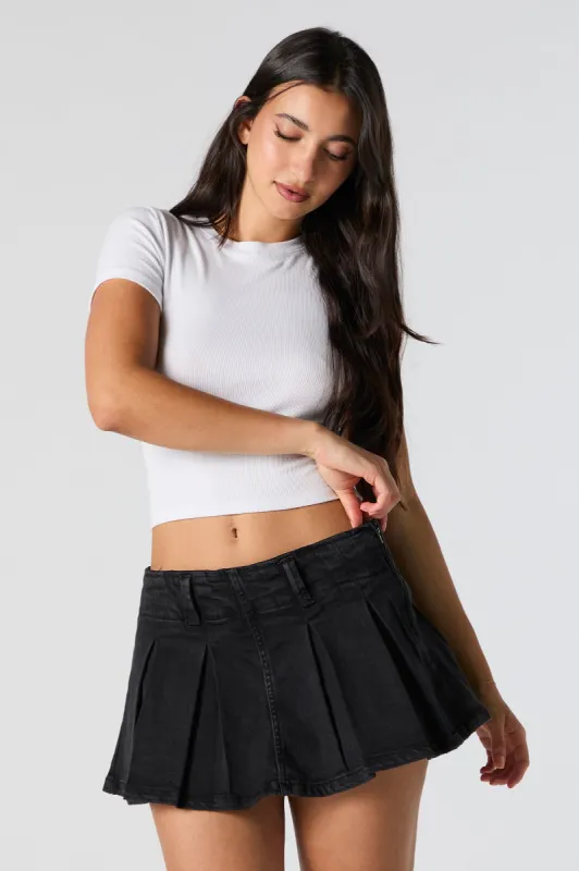 Microjupe-short plissée en denim sold by Urban Planet
