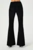 Jean à jambe évasée en denim sold by Urban Planet