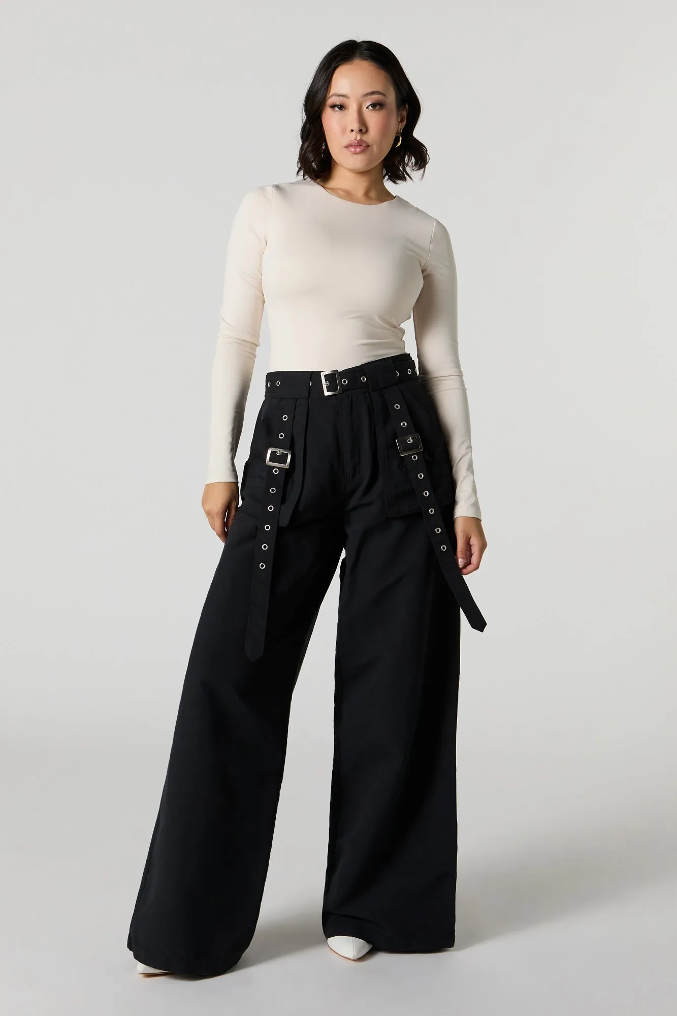 Pantalon cargo à jambe large avec ceinture sold by Urban Planet product image thumbnail 5