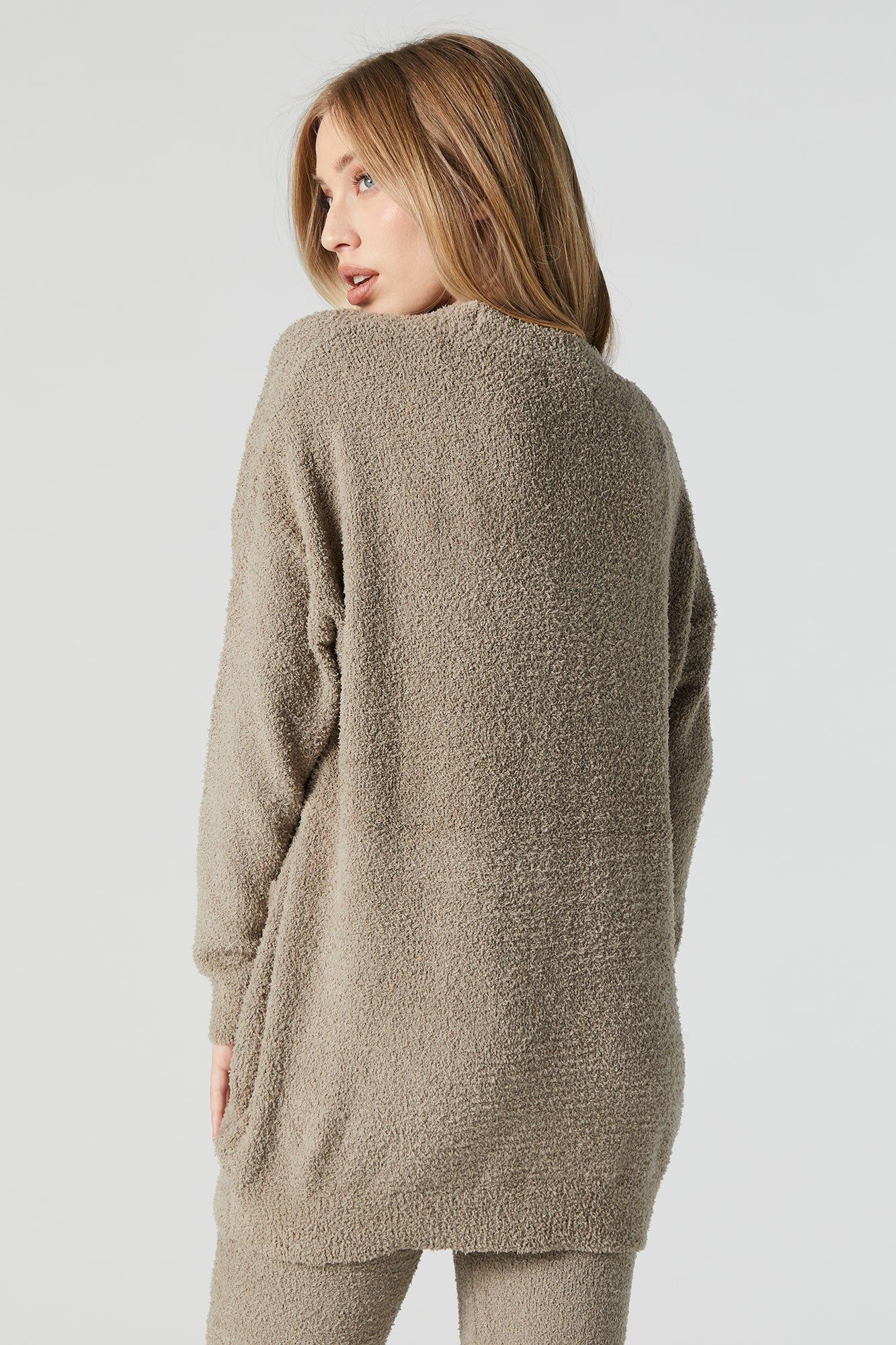 Cardigan boutonné pelucheux sold by Urban Planet product image thumbnail 3