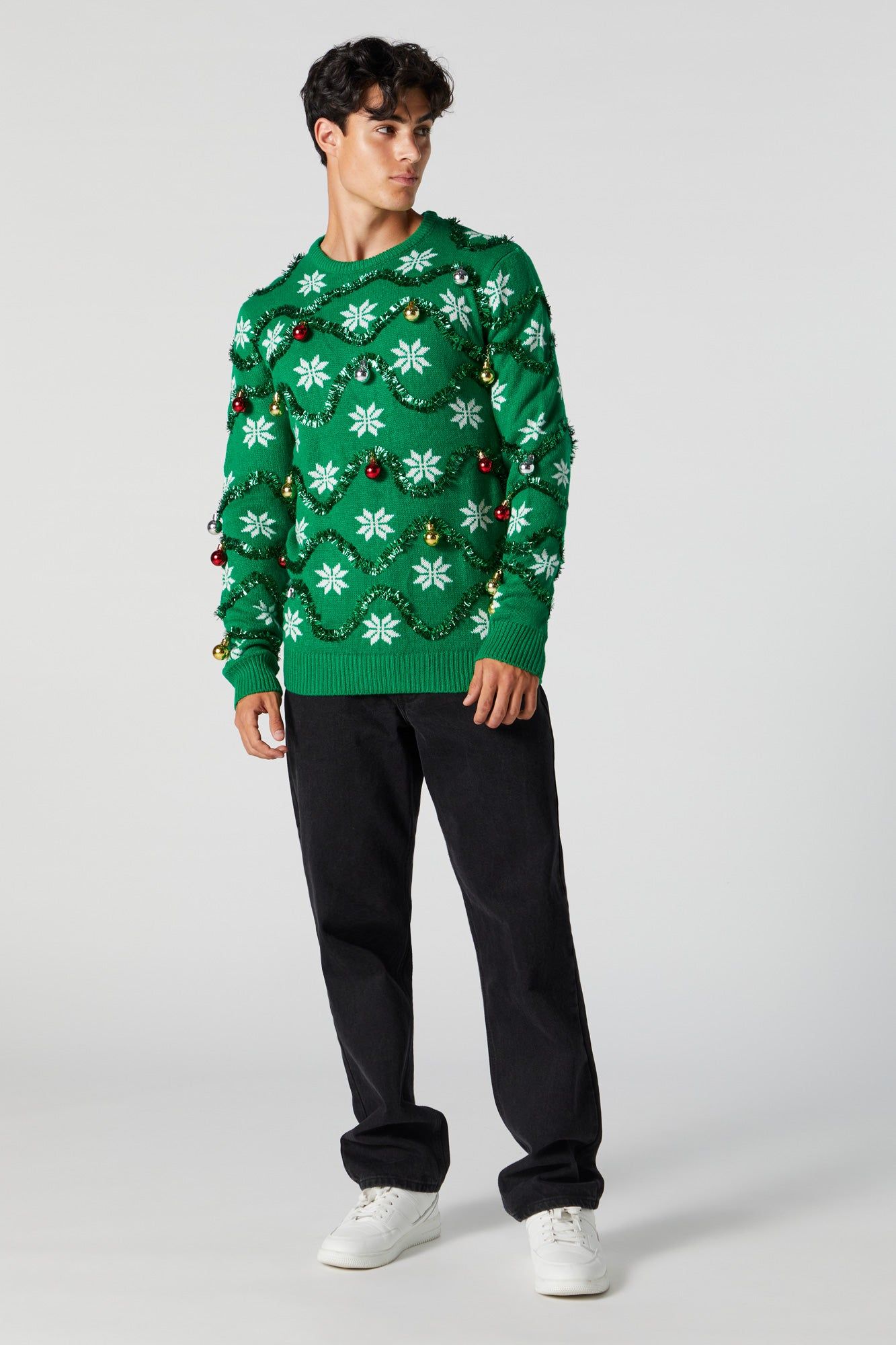 Chandail à imprimé Tacky Christmas Tree sold by Urban Planet product image thumbnail 5