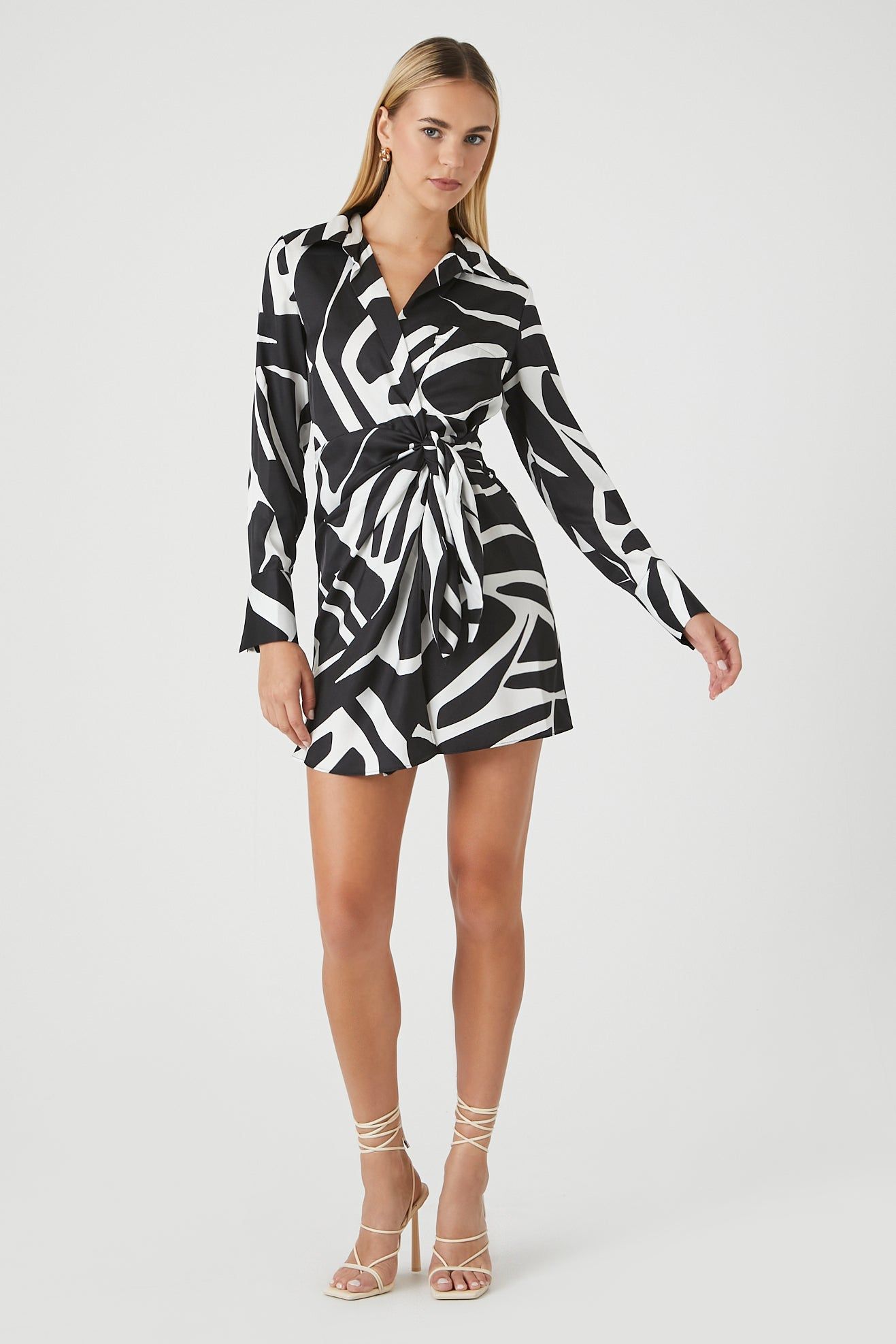 Abstract Print Twist Mini Dress sold by Urban Planet product image thumbnail 4