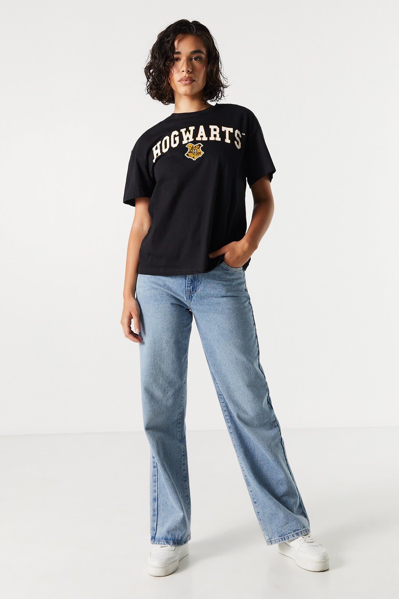 Hogwarts Graphic Boyfriend T-Shirt sold by Urban Planet product image thumbnail 3