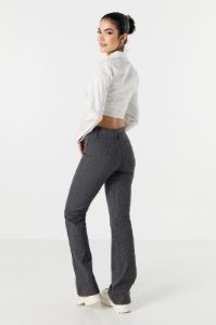 Pantalon habillé à jambe évasée à fines rayures sold by Urban Planet