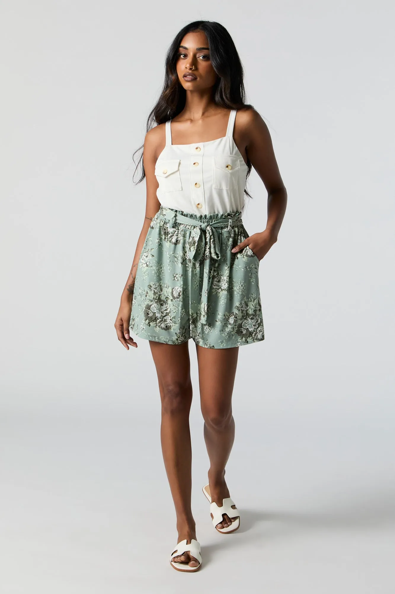 Combi-short boutonné fleuri à taille cintrée sold by Urban Planet product image thumbnail 3