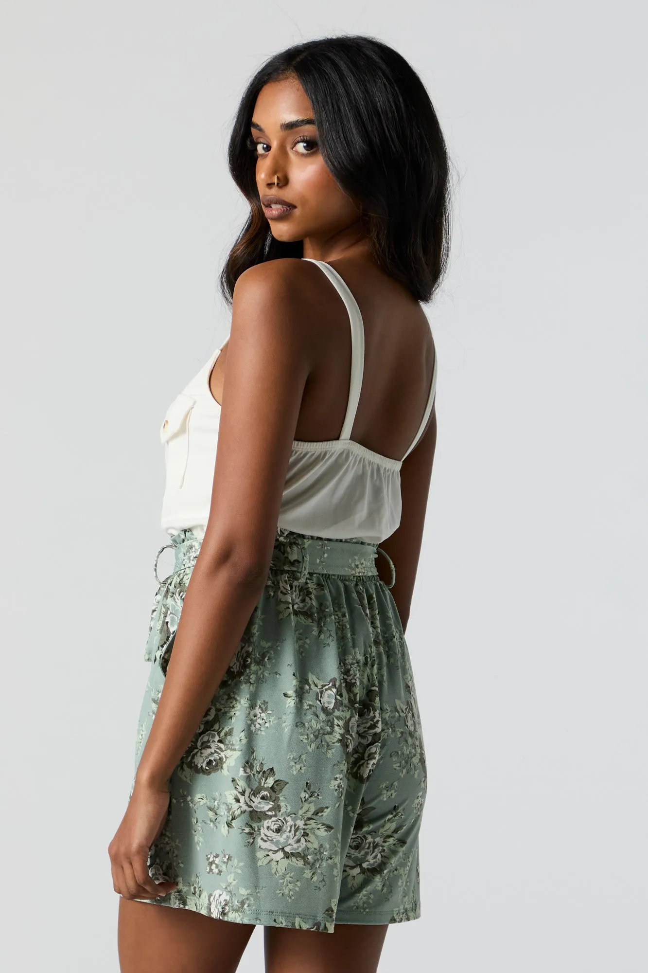 Combi-short boutonné fleuri à taille cintrée sold by Urban Planet product image thumbnail 2