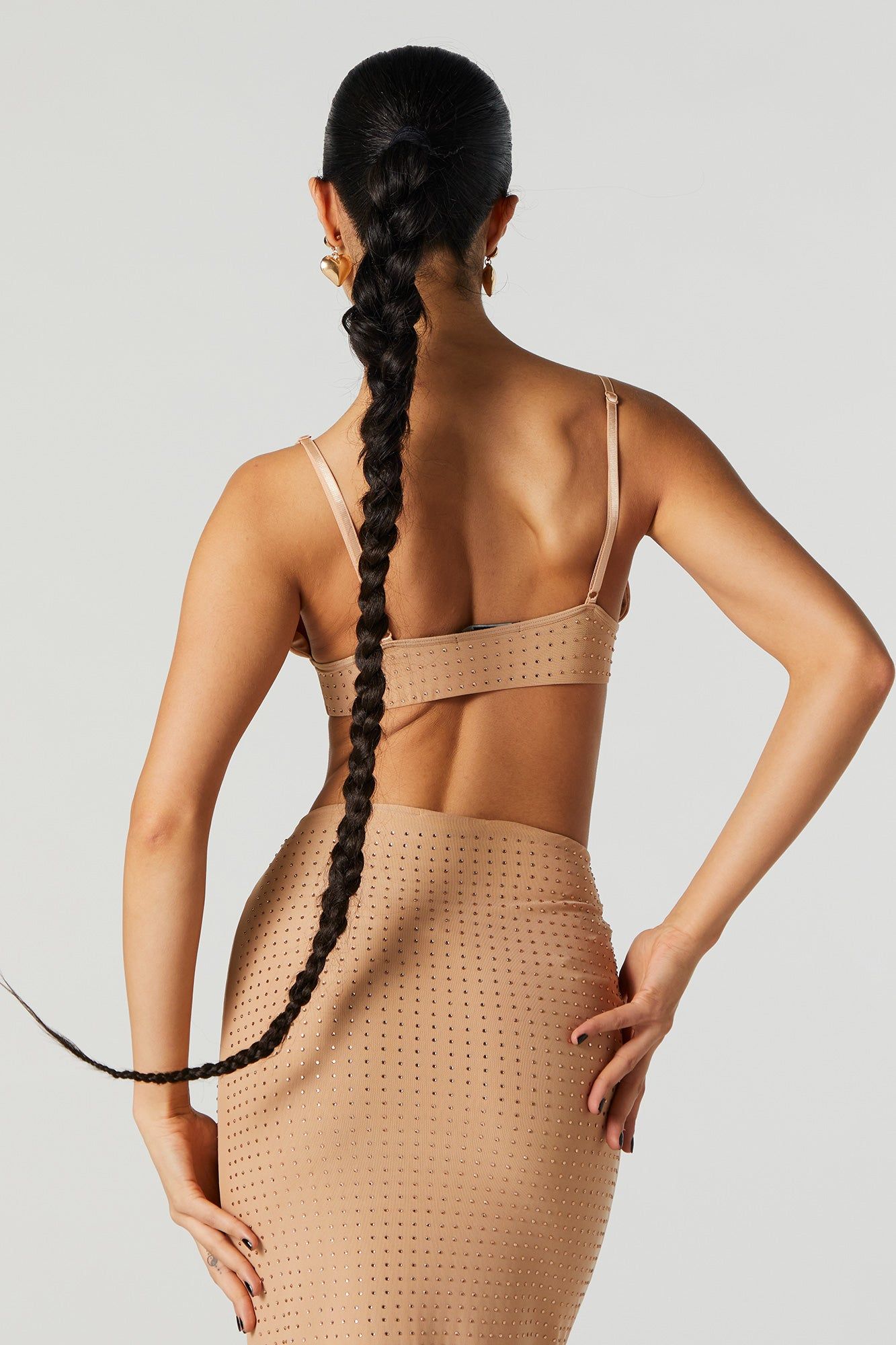 Haut court avec pierres du Rhin avec pierres du Rhin sold by Urban Planet product image thumbnail 5