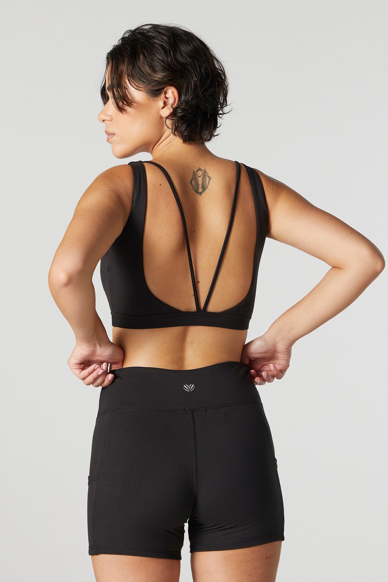 Soutien-gorge de sport à encolure carrée sold by Urban Planet product image thumbnail 5