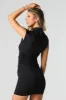 Minirobe profilée ruchée avec col cheminée sold by Urban Planet