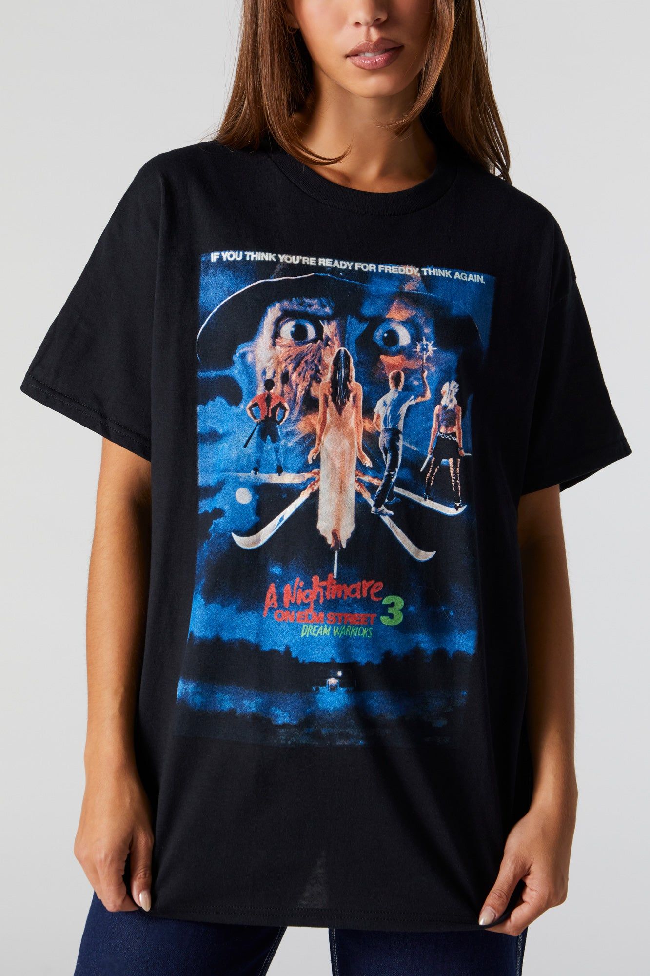 T-shirt de coupe garçonne à imprimé Nightmare on Elm Street sold by Urban Planet product image thumbnail 4
