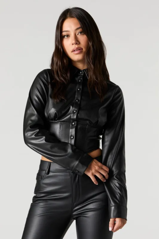 Haut corset boutonné en similicuir sold by Urban Planet