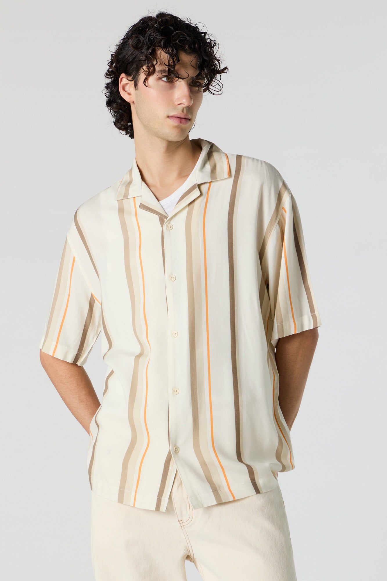 Haut boutonné rayé sold by Urban Planet