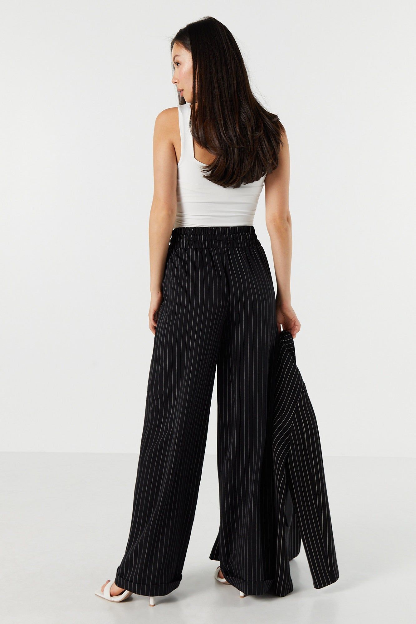 Pantalon habillé à jambe large à enfiler avec fines rayures sold by Urban Planet product image thumbnail 3