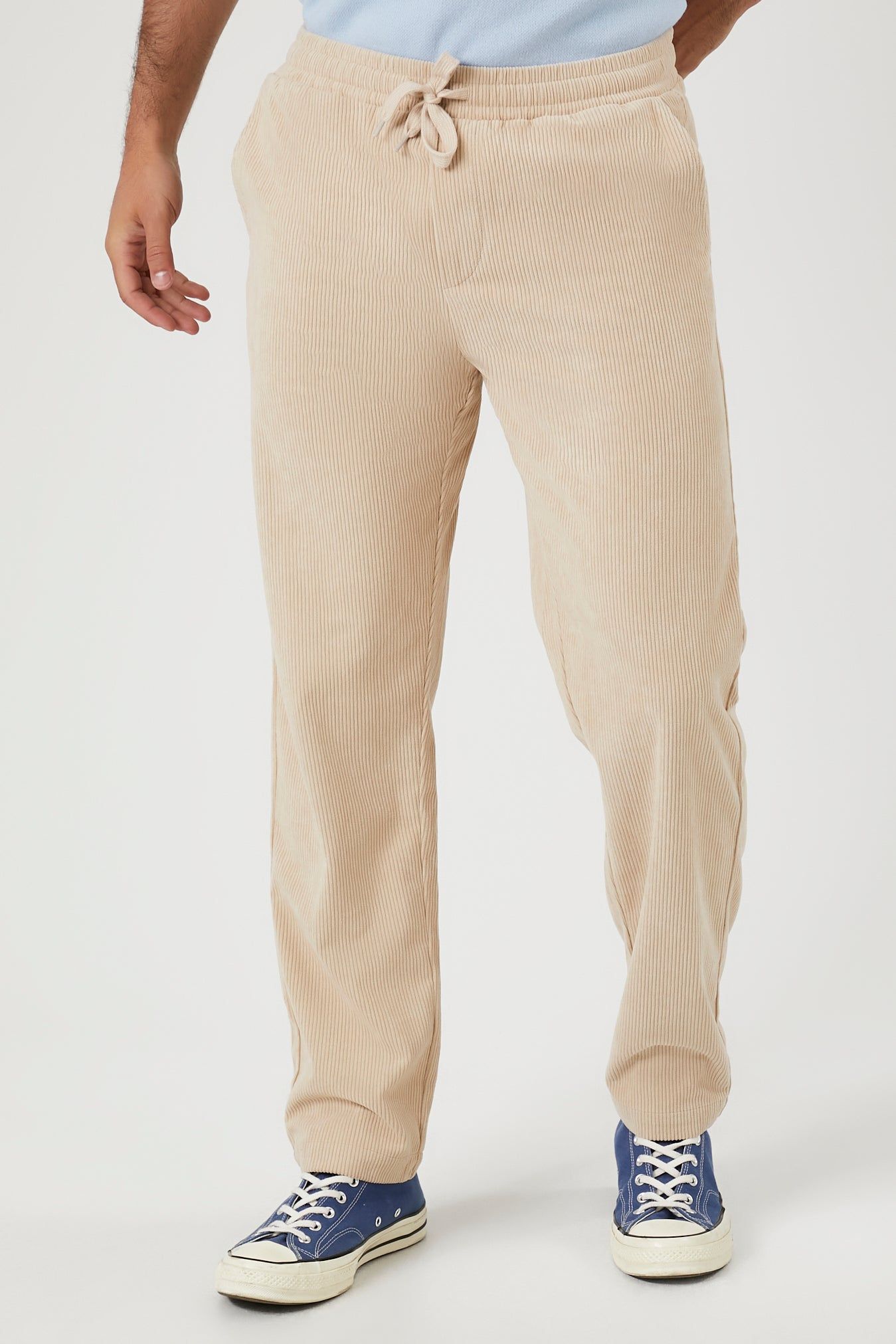 Pantalon en velours côtelé avec taille coulissante sold by Urban Planet