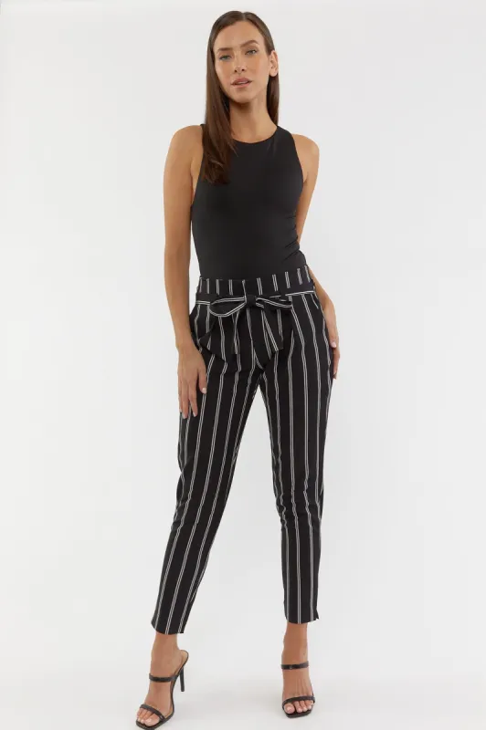 Pantalon rayé à taille cintrée sold by Urban Planet