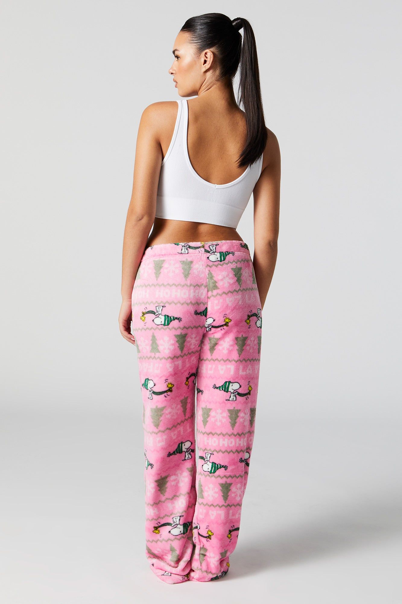 Pantalon de pyjama en peluche à imprimé Snoopy de Noël sold by Urban Planet product image thumbnail 3