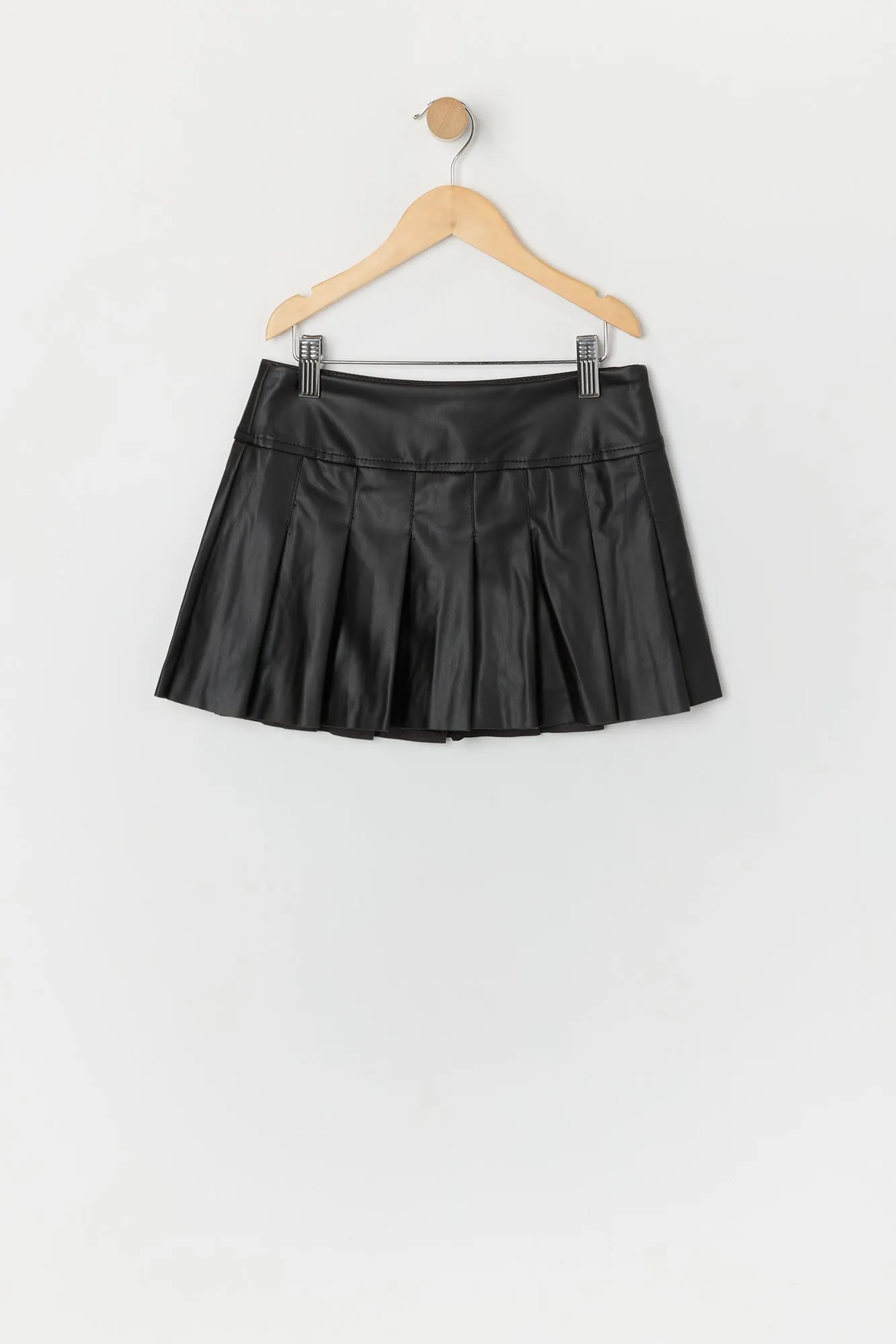 Jupe-short plissée en similicuir pour fille sold by Urban Planet