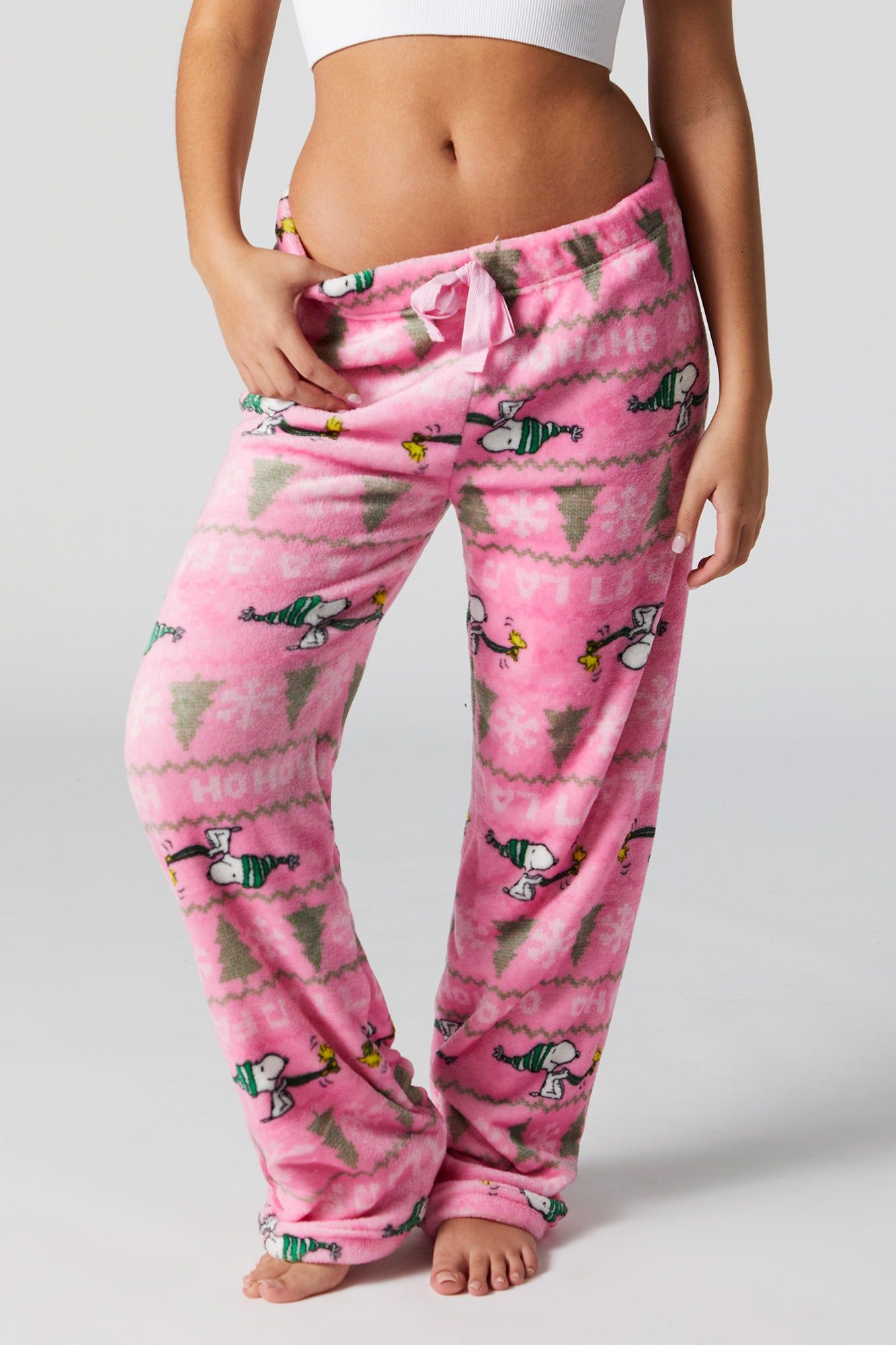 Pantalon de pyjama en peluche à imprimé Snoopy de Noël sold by Urban Planet product image thumbnail 2