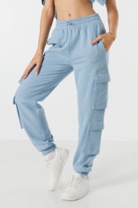 Pantalon de jogging cargo en molleton avec poches multiples sold by Urban Planet