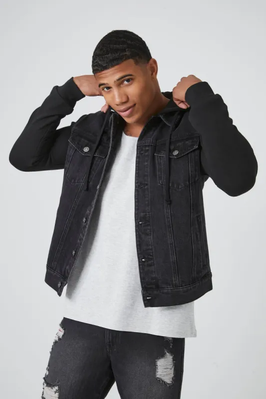Blouson à capuchon en denim sold by Urban Planet