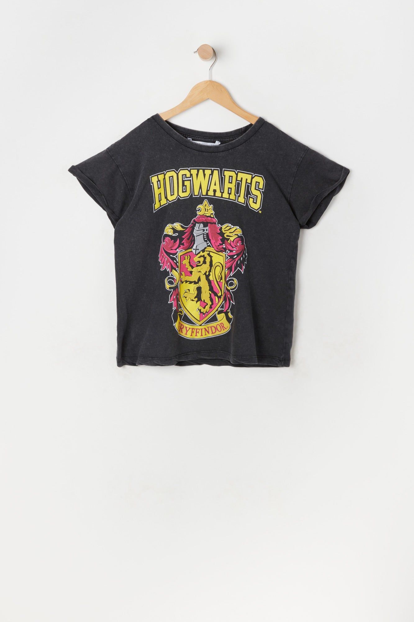 Girls Hogwarts Graphic Boyfriend T-Shirt sold by Urban Planet