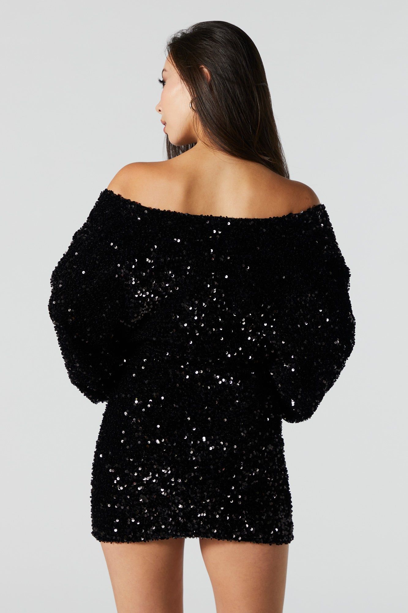 Robe midi noir à manches longues avec paillettes et encolure en V sold by Urban Planet product image thumbnail 3