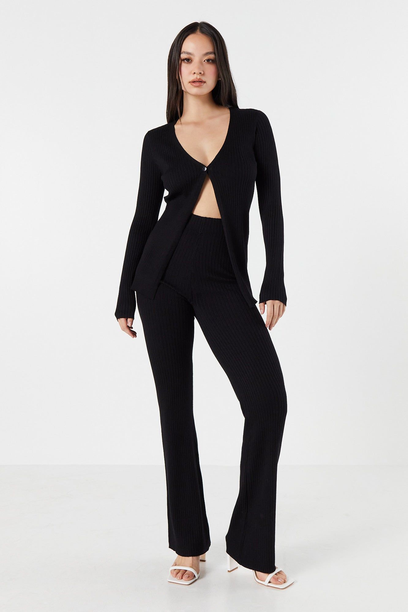 Cardigan côtelé avec bouton sold by Urban Planet product image thumbnail 6