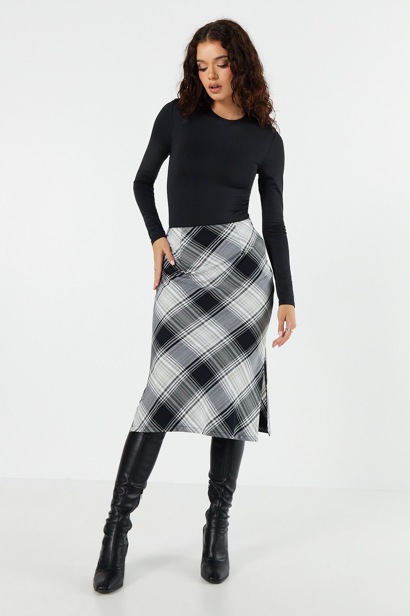 Body à manches longues et encolure dégagée sold by Urban Planet product image thumbnail 5