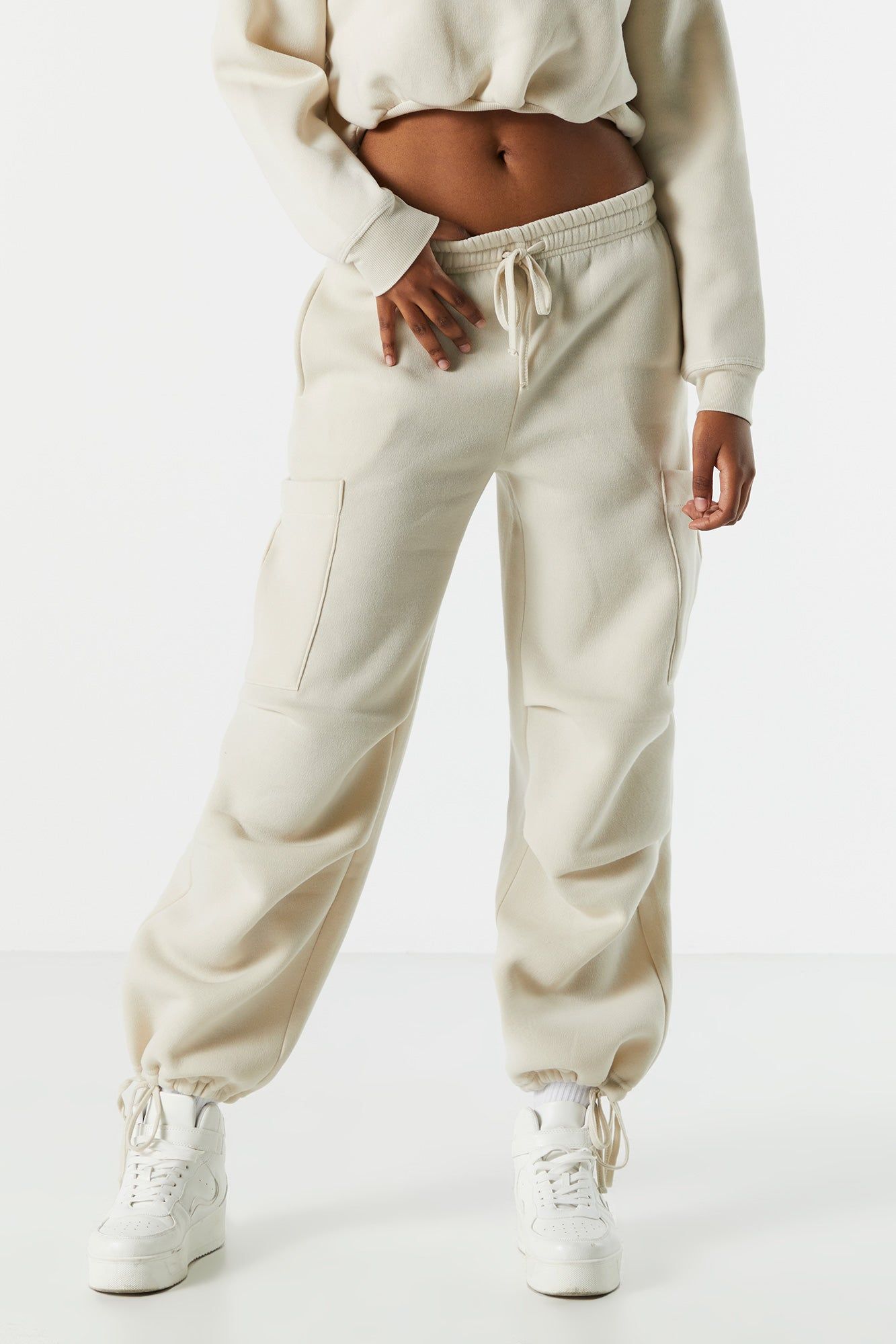 Pantalon de jogging cargo parachute en molleton sold by Urban Planet product image thumbnail 3