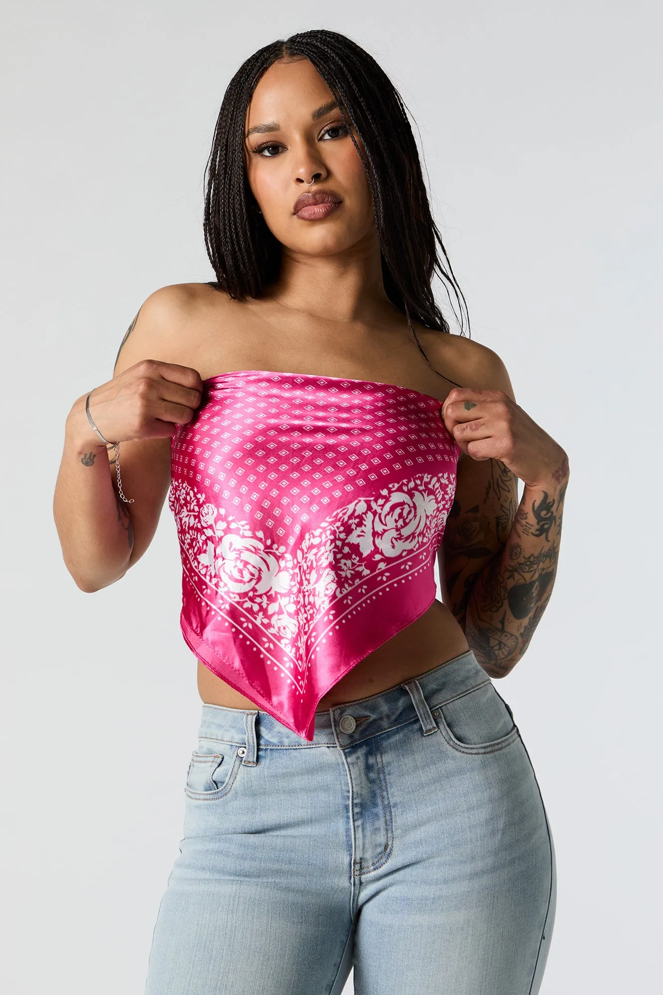 Écharpe multifaçons en satin avec bordure fleurie sold by Urban Planet product image thumbnail 3