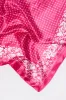 Écharpe multifaçons en satin avec bordure fleurie sold by Urban Planet