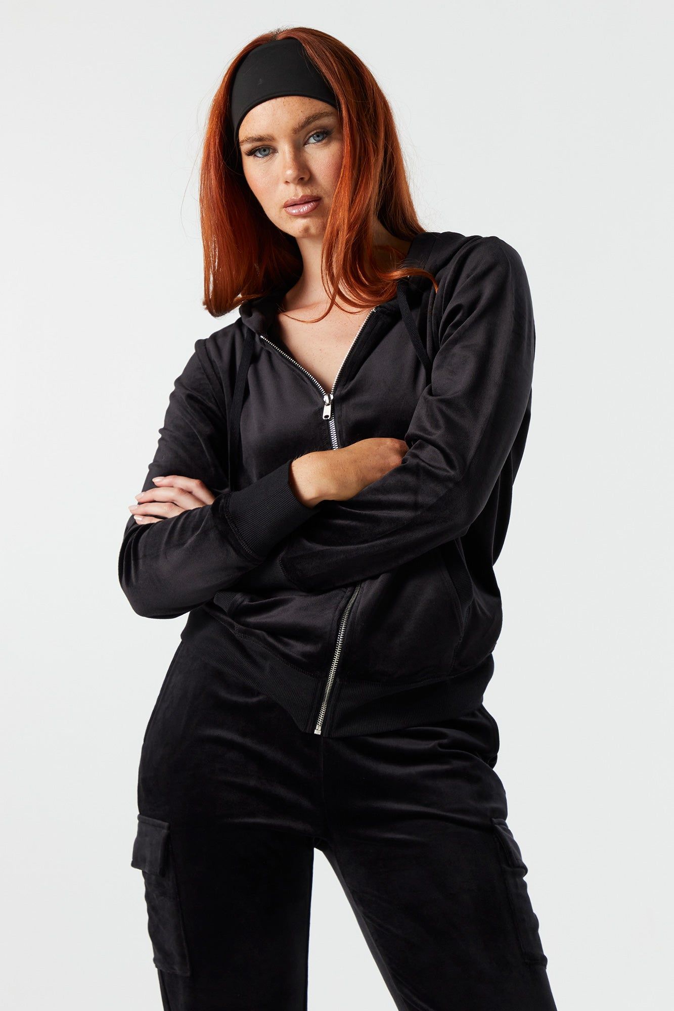 Haut à capuchon en velours avec fermeture à glissière sold by Urban Planet product image thumbnail 4
