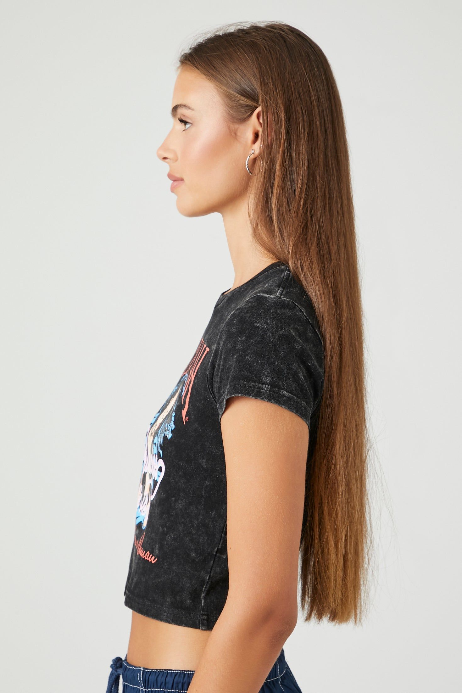 T-shirt ultracourt à imprimé Aaliyah sold by Urban Planet product image thumbnail 2