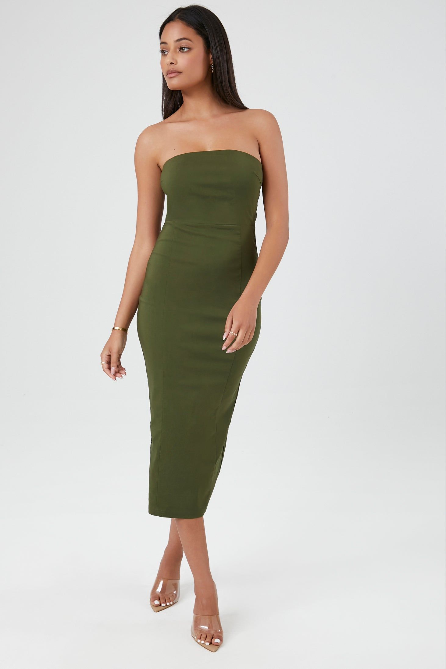 Robe tubulaire midi moulante sold by Urban Planet