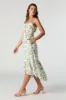 Robe midi asymétrique de style laitière sans manches fleurie sold by Urban Planet