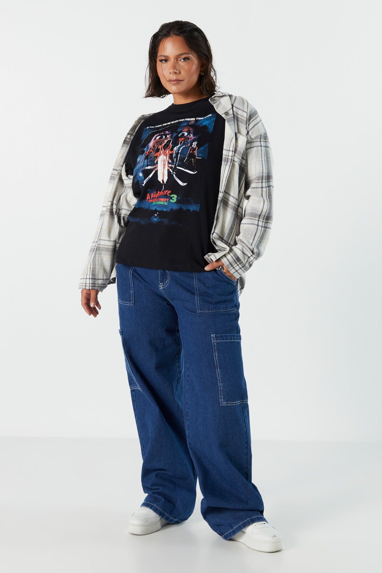 T-shirt coupe garçonne à imprimé Nightmare On Elm Stree sold by Urban Planet product image thumbnail 4