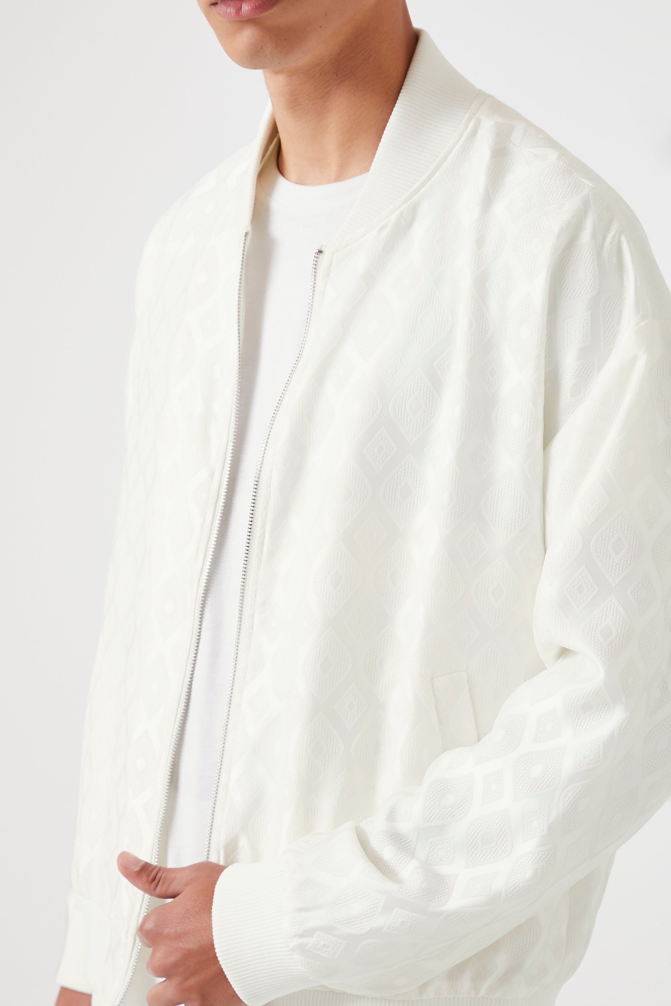 Blouson aviateur avec motif de losanges sold by Urban Planet product image thumbnail 4