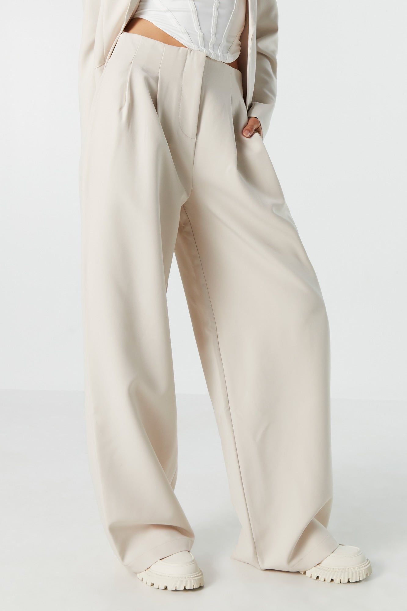 Pantalon à enfiler à jambes larges sold by Urban Planet product image thumbnail 5